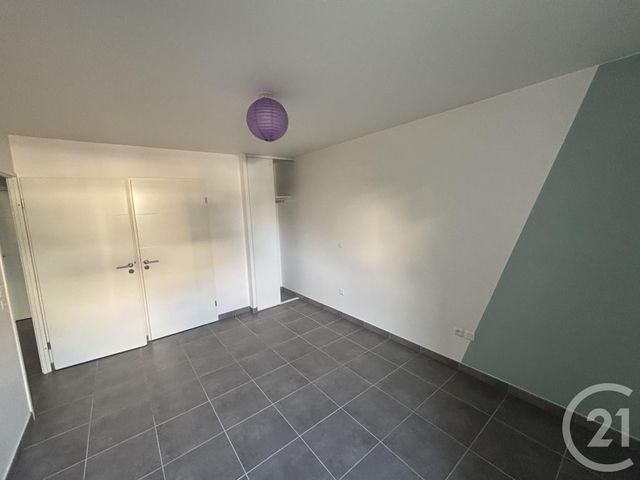 Afficher la photo en grand Appartement F2 à vendre - 2 pièces - 38.9 m2 - QUINCY SOUS SENART - 91 - ILE-DE-FRANCE - Century 21 Vesta Immobilier