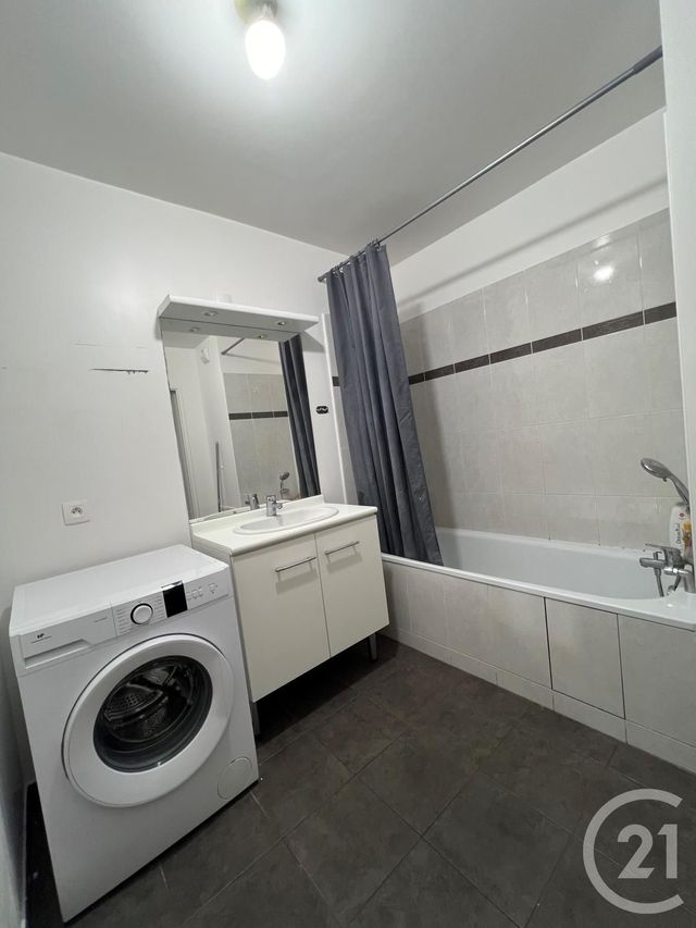 Afficher la photo en grand Appartement F3 à vendre - 3 pièces - 65.55 m2 - BOUSSY ST ANTOINE - 91 - ILE-DE-FRANCE - Century 21 Vesta Immobilier