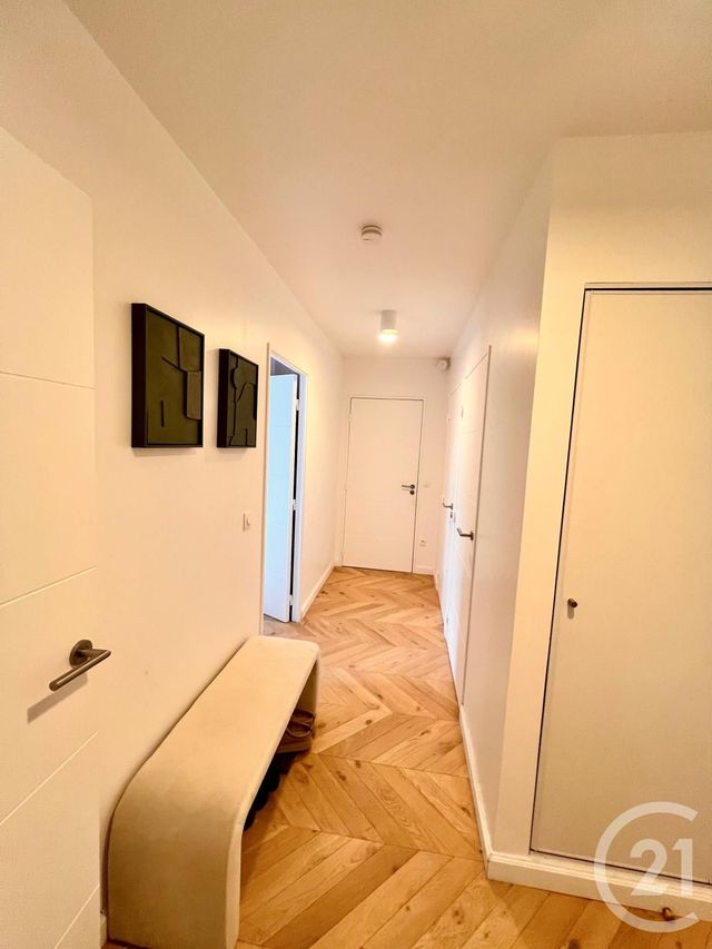Afficher la photo en grand Appartement F2 à vendre - 2 pièces - 65.68 m2 - CLAMART - 92 - ILE-DE-FRANCE - Century 21 Vesta Immobilier