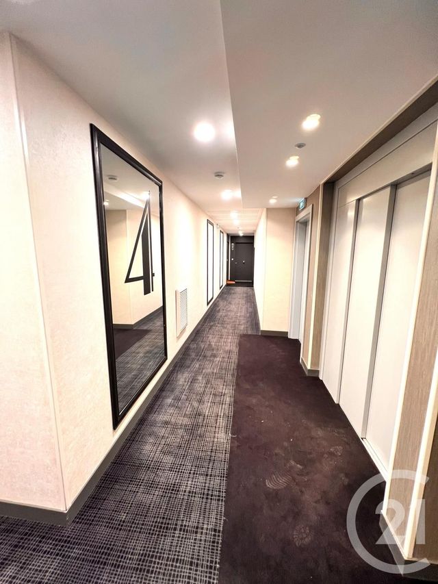 Afficher la photo en grand Appartement F2 à vendre - 2 pièces - 65.68 m2 - CLAMART - 92 - ILE-DE-FRANCE - Century 21 Vesta Immobilier