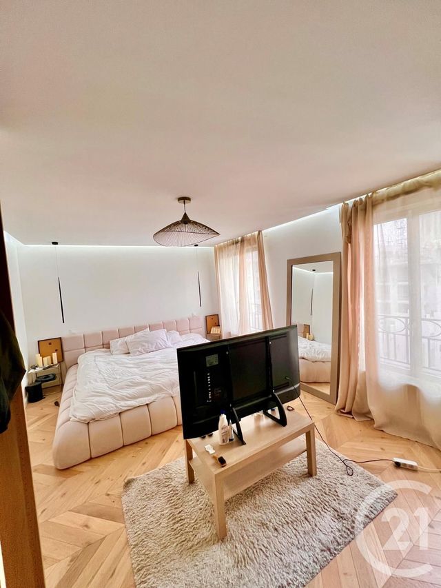 Afficher la photo en grand Appartement F2 à vendre - 2 pièces - 65.68 m2 - CLAMART - 92 - ILE-DE-FRANCE - Century 21 Vesta Immobilier